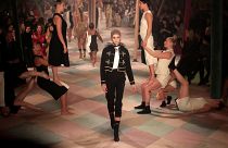 Haute Couture in Paris: Dior lädt in den Zirkus ein