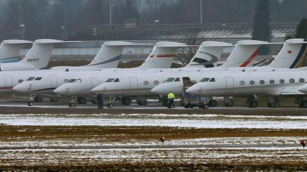 Davos'a katılanlar bin 500 jet kullandı: Zirvede küresel ısınma da tartışılıyor Davos'a katılanlar bin 500 jet kullandı: Zirvede küresel ısınma da tartışılıyor