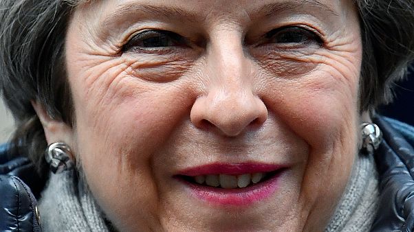Brexit: Η Τερέζα Μέι ψάχνει την «χρυσή τομή» Brexit: Η Τερέζα Μέι ψάχνει την «χρυσή τομή»