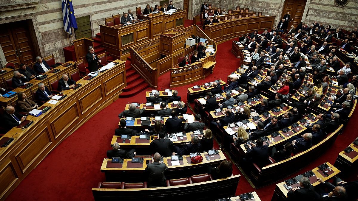 Yunanistan Makedonya ile 28 yıl süren isim anlaşmazlığını bitirmeye hazırlanıyor