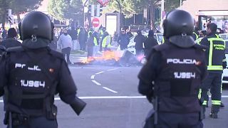 Taxistas em greve em Madrid e Barcelona