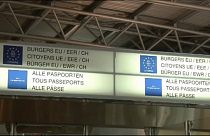 Bruxelas quer monitorização dos riscos com vistos "gold"