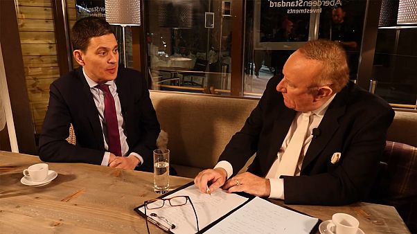 David Miliband: "O pior que podemos fazer é fingir que as respostas existem" David Miliband: "O pior que podemos fazer é fingir que as respostas existem"