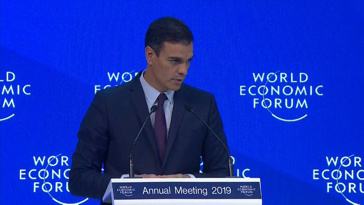 Pedro Sánchez defiende en Davos la solidez de la economía española
