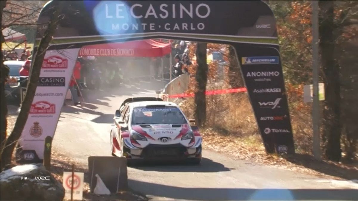 Rally di Montecarlo: sfida "francese" tra Ogier e Loeb