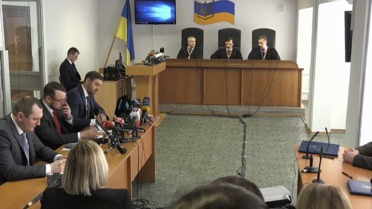 Ucraina, l'ex presidente Yanuikovich condannato per tradimento