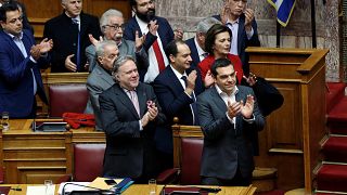 Europa celebra la ratificación del pacto sobre el nombre de Macedonia