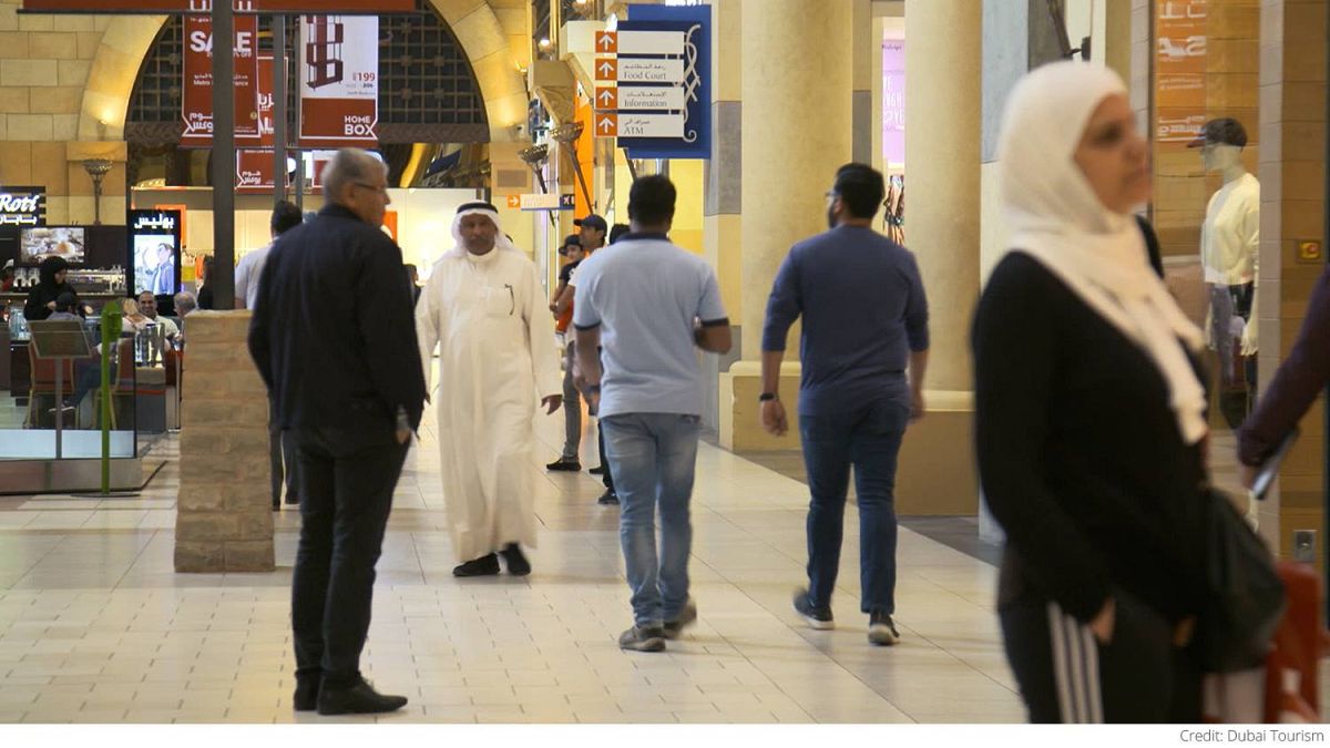 Dubai: Alışveriş tutkunlarının rüyalarını süsleyen kent