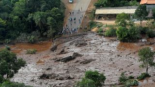 Video | Brezilya'da maden atık barajı çöktü: En az 9 işçi öldü, 200'ü kayıp