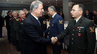 Milli Savunma Bakanı Akar'dan yeni askerlik sistemi açıklaması