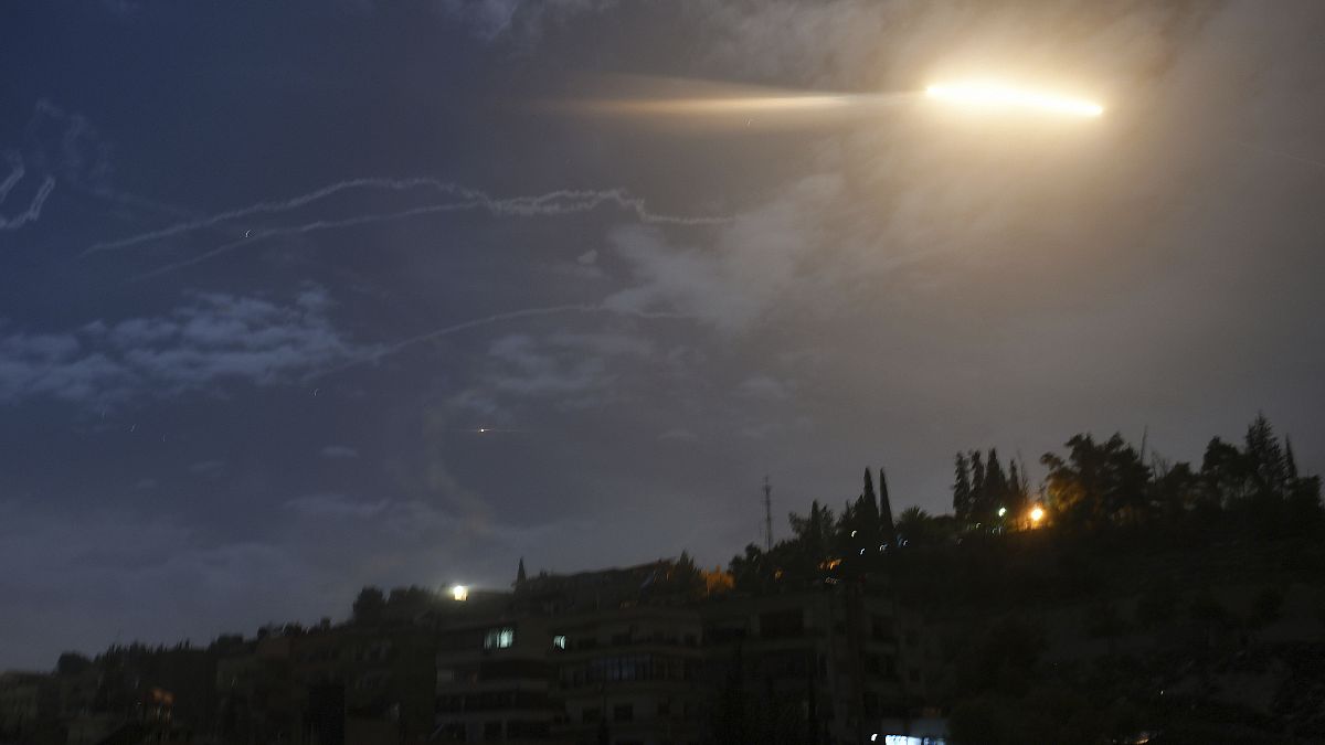 صورة ارشيفية لصاروخ في سماء سوريا