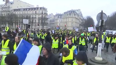 Gelbe Westen erneut auf Frankreichs Straßen