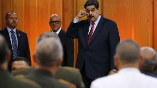 رئيس فنزويلا يندد بمهلة الدعوة لانتخابات ويعبر عن استعداده للحوار