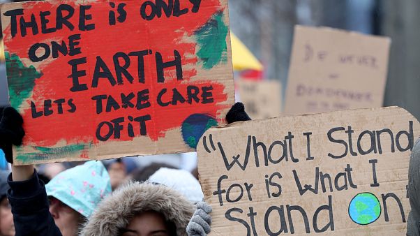 Over 70,000 march for the climate in Brussels Over 70,000 march for the climate in Brussels