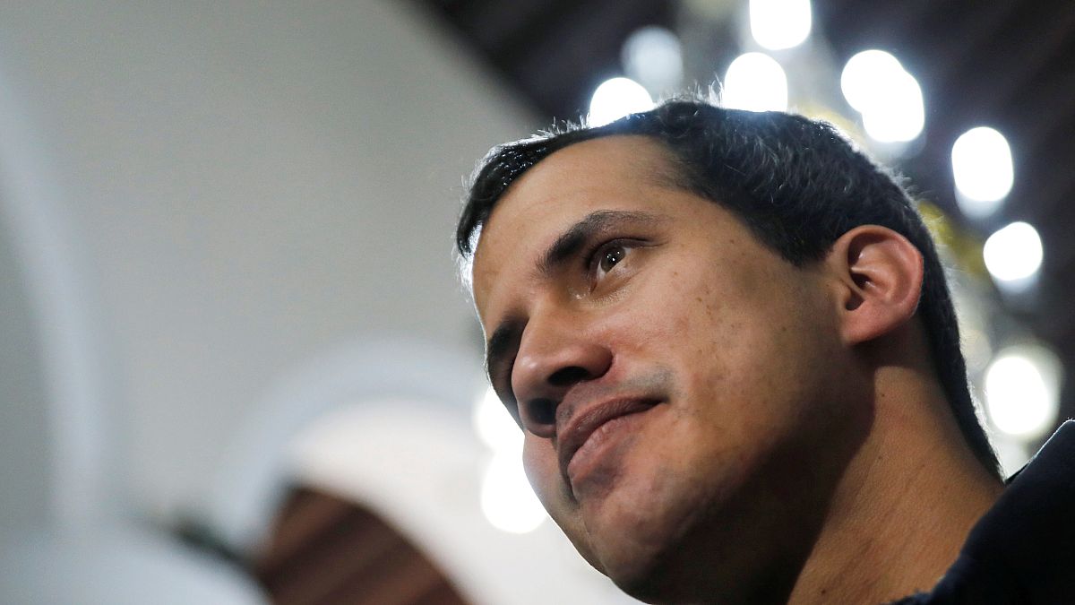 Venezuela: Guaidó sichert Soldaten Straffreiheit zu