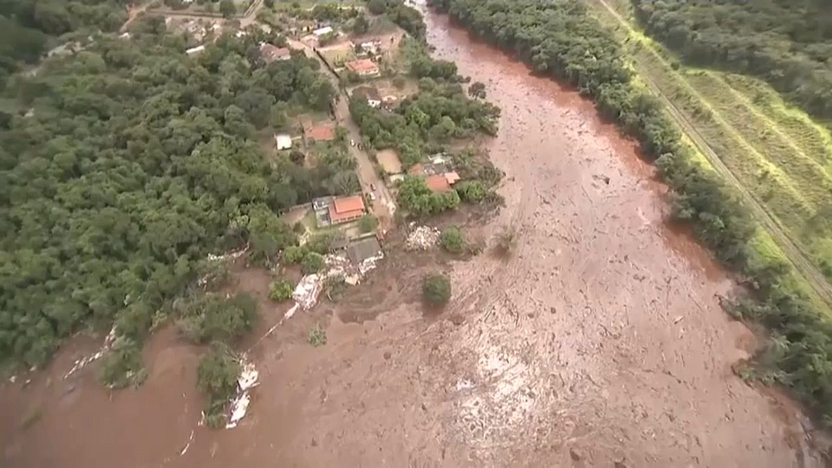 300 desaparecidos na barragem de Brumadinho