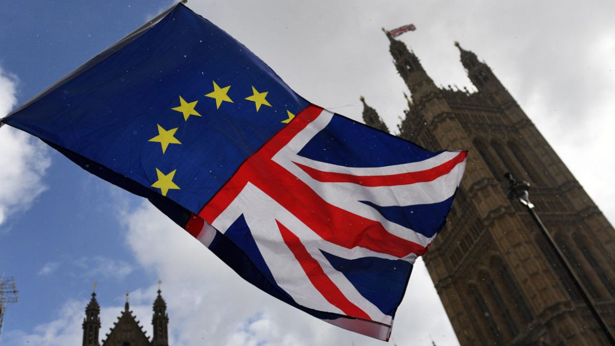 İngiliz medyası: Başbakan May anlaşmasız Brexit kozunu AB'ye karşı kullanmayı planlıyor