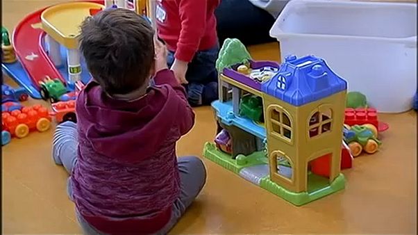 Отпуск по отцовству - минимум 10 дней Отпуск по отцовству - минимум 10 дней
