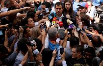 Guaidó pide el clamor de la calle para ganarse el apoyo del Ejército venezolano
