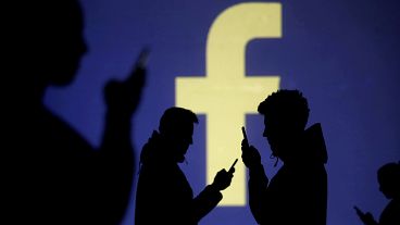 La Germania attacca facebook