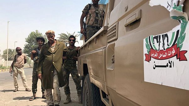 مقتل ستة أشخاص في انفجار يهز مدينة المخا الساحلية باليمن مقتل ستة أشخاص في انفجار يهز مدينة المخا الساحلية باليمن