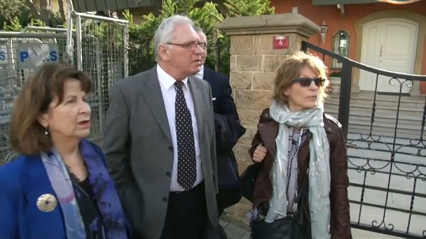 BM Raportörü Suudi Arabistan Başkonsolosluğuna gitti, çevresini inceledi BM Raportörü Suudi Arabistan Başkonsolosluğuna gitti, çevresini inceledi