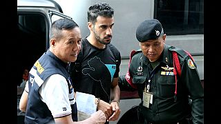 الاتحاد الاسيوي لكرة القدم والفيفا يطالبان تايلاند  بالإفراج عن اللاعب البحريني حكيم العريبي