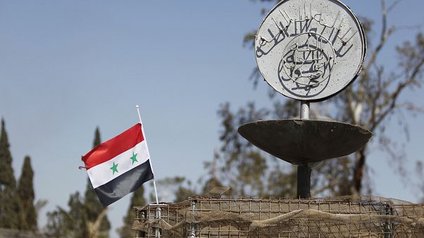 فرنسا ستعيد نحو 130 جهادياً من سوريا إلى أراضيها فرنسا ستعيد نحو 130 جهادياً من سوريا إلى أراضيها