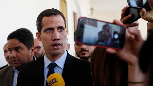 Nem hagyhatja el az országot a venezuelai ellenzéki vezető Nem hagyhatja el az országot a venezuelai ellenzéki vezető