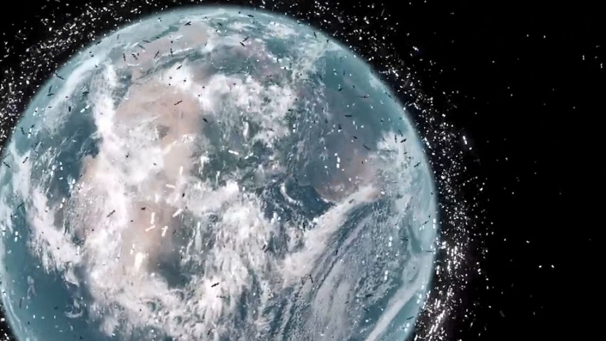 Dünya'nın üst yörüngesinde bir çöp torbası tespit edildi 