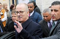 Filistin Devlet Başkanı Abbas, Hamdallah hükümetinin istifasını kabul etti