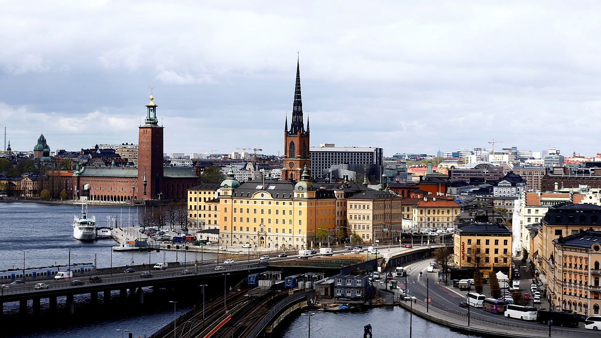 İsveç'te iş bulma kurumu çalışanlarının üçte birini işten çıkarıyor