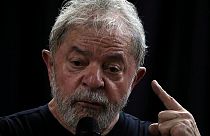 الرئيس البرازيلي الأسبق لولا دا سيلفا المعتقل بتهمة الفساد