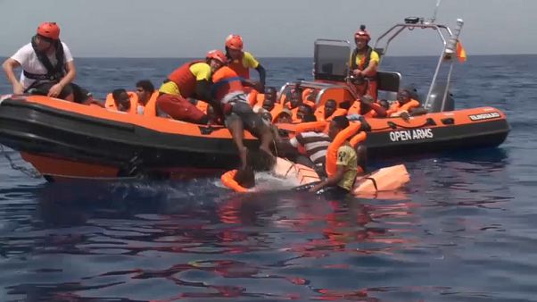 Fewer migrants and refugees crossing the Mediterranean in 2018: UNHCR report Fewer migrants and refugees crossing the Mediterranean in 2018: UNHCR report