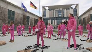 Greenpeace hold anti coal protest in front of chancellery