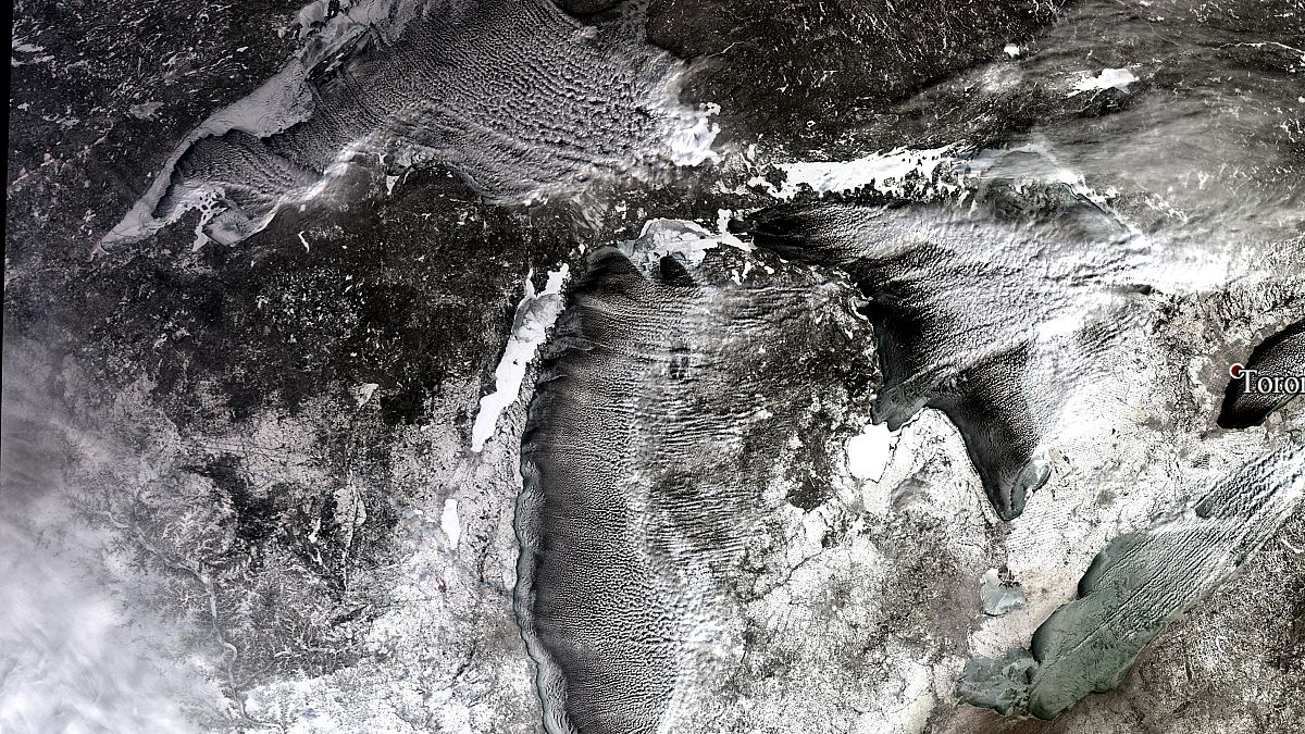 La región de los grandes lagos, congelada.
