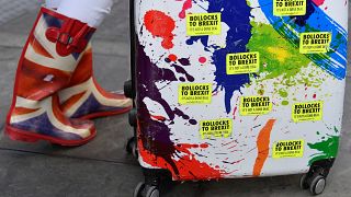 "Брексит" не помеха: ЕС пустит британцев без виз