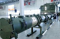 أمريكا تعلق الالتزام بمعاهدة نووية مع روسيا وموسكو تقول إنها مستعدة للحوار