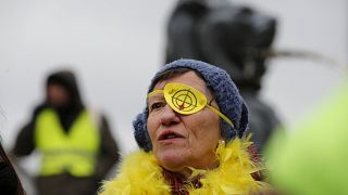 Акт XII: "жёлтые жилеты" протестуют против полицейского насилия