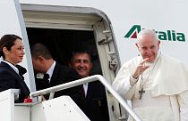 Papst beginnt Besuch auf Arabischer Halbinsel