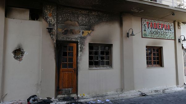 Θρήνος στην Καλαμάτα για τα θύματα της φονικής έκρηξης Θρήνος στην Καλαμάτα για τα θύματα της φονικής έκρηξης