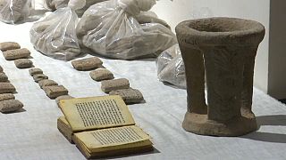 Irak recupera 1300 piezas arqueológicas saqueadas durante la guerra