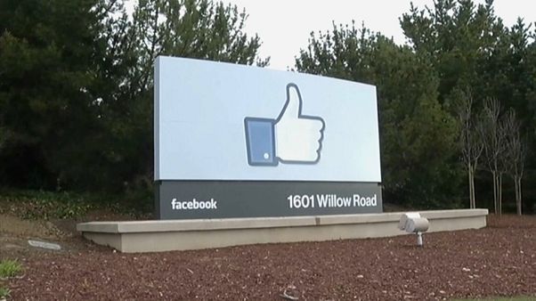 Facebook ετών 15 Facebook ετών 15