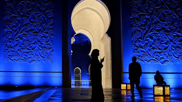 Anket: Fransızların ve Almanların yarısı İslam'a olumsuz bakıyor Anket: Fransızların ve Almanların yarısı İslam'a olumsuz bakıyor