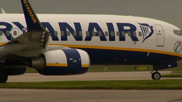 Ryanair mit Quartalsverlust - Auch Jahresziele in Gefahr Ryanair mit Quartalsverlust - Auch Jahresziele in Gefahr