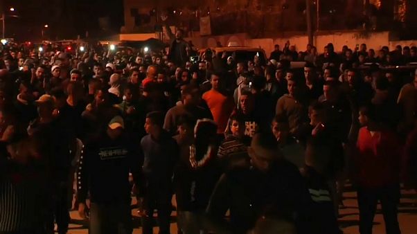 القوات الإسرائيلية تقتل فلسطينيا في الضفة الغربية وتصيب آخر بجروح القوات الإسرائيلية تقتل فلسطينيا في الضفة الغربية وتصيب آخر بجروح