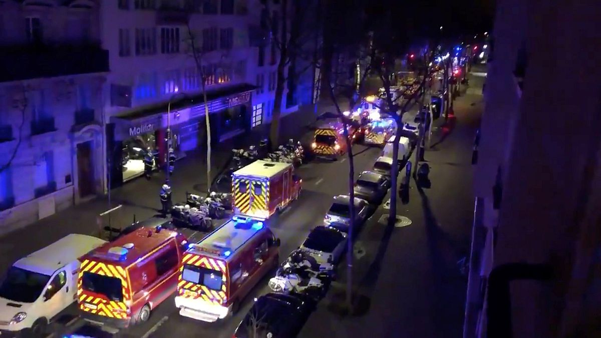 Крупный пожар в фешенебельном районе Парижа, есть жертвы