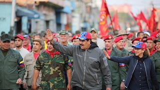بحران حاکمیت در ونزوئلا؛ «خلع نیکلاس مادورو از قدرت بدون خشونت امکان‌پذیر نیست» 