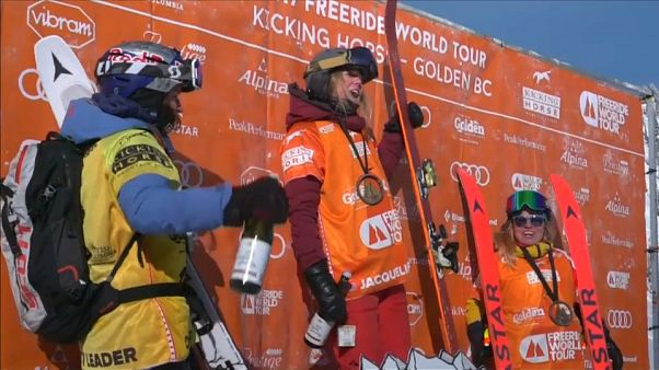 Craig Murray y Jacqueline Pollard conquistan Canadá en el Freeride World Tour Craig Murray y Jacqueline Pollard conquistan Canadá en el Freeride World Tour