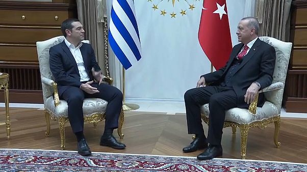 Grecia y Turquía relajan la tensión en el Egeo Grecia y Turquía relajan la tensión en el Egeo